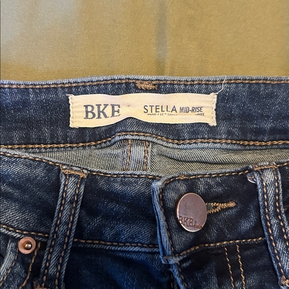 BKE Stella Mid-Rise Dark Blue Jeans - Picture 4 of 5